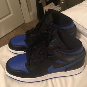 Jordan 1 Mid